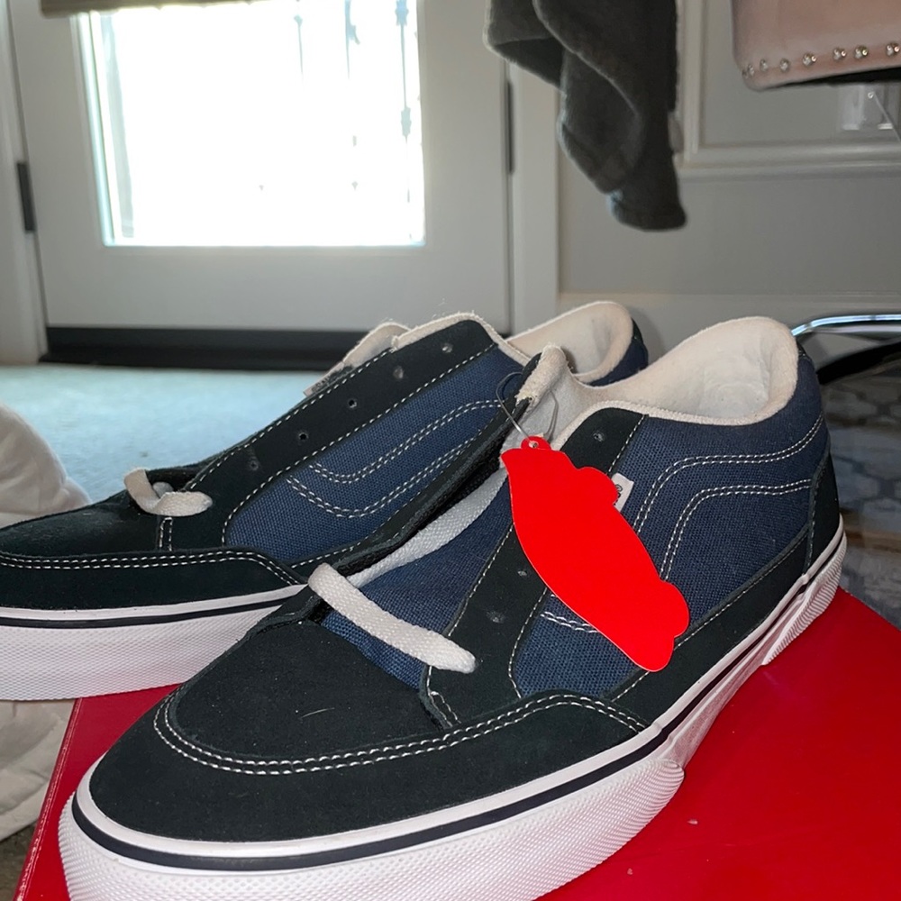 Men’s brand new vans
